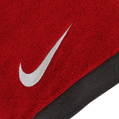 Ręcznik Nike Fundamental czerwony NET17643MD