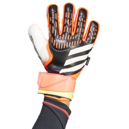 Rękawice bramkarskie adidas Predator Glove Match Fingersave IQ4037