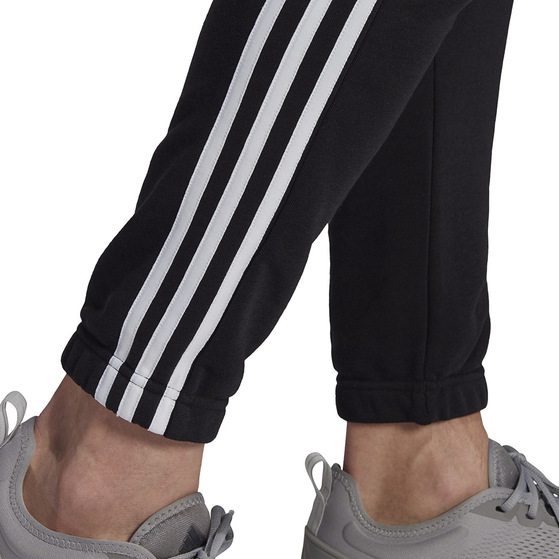 Spodnie męskie adidas Essentials Tapered Elasticcuff 3 Stripes Pant czarne GK8829