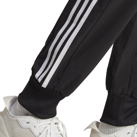 Spodnie męskie adidas Aerorady Essentials Tapered Cuff Woven 3-Stripes czarne IC0041